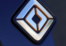 Rivian debuts custom self-driving chip, $2,500 driver-assistance package