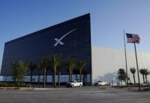 SpaceX to pursue 2026 IPO raising above $30 billion, Bloomberg News reports