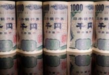 Dollar pares gains after CPI, yen tumbles on Japan spending fears