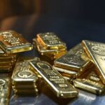 Gold extends record run, races past $5,400/oz