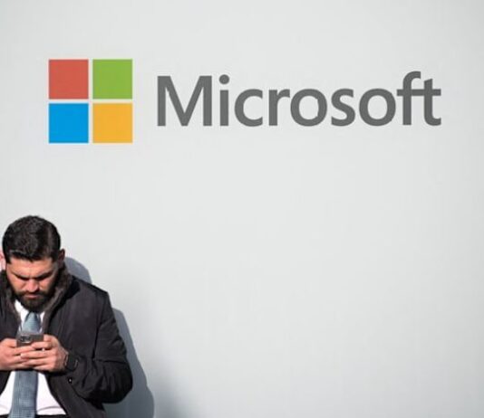 Microsoft says access to productivity suite restored after outage