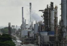 Oil prices fall after US ousts Venezuela’s Maduro