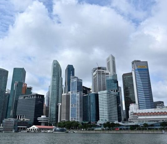 Singapore GDP resilient in near term, boosted by AI-driven tech demand: MAS