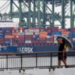 Singapore sees record port performance in 2025