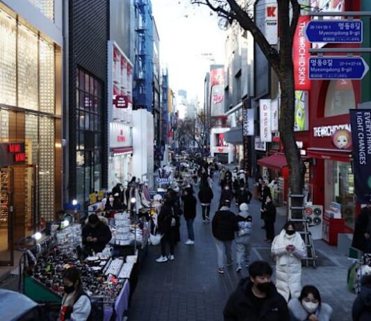 South Korea economy unexpectedly contracts in fourth quarter