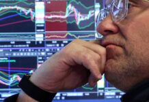 Stocks rise as dollar dips after Trump’s walk-back of Greenland threats