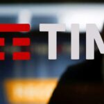 Telecom Italia, Fastweb eye 5G cost savings with Italy’s network deal, sources say