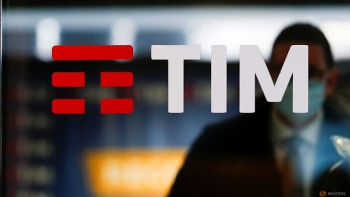 Telecom Italia, Fastweb eye 5G cost savings with Italy's network deal, sources say