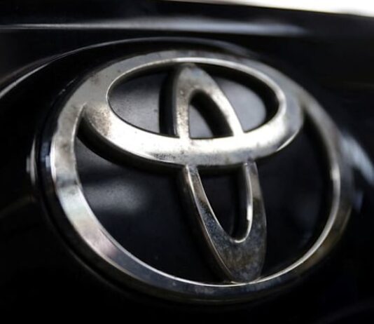 Toyota to recall over 161,000 US vehicles over rear-view camera display