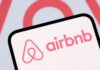 Airbnb forecast revenue above estimates on premium rentals demand