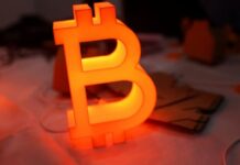 Bitcoin slump shakes companies that jumped on crypto-hoarding bandwagon