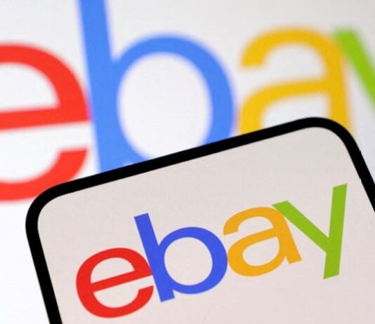 EBay forecasts upbeat revenue, buys Depop to boost fashion presence