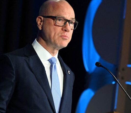 FAA says air traffic control overhaul management contract worth $1.5 billion