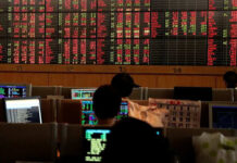 Foreign investors pull from Asian stocks as AI-driven tech rout spreads