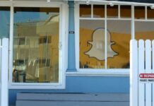 Illinois man admits to hacking Snapchat accounts to steal nude photos