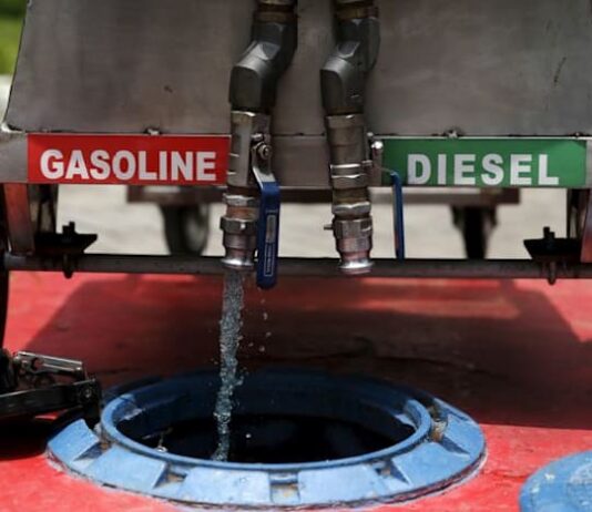 Indonesia to raise mandatory share of bioethanol in gasoline to 10% by 2028, official says