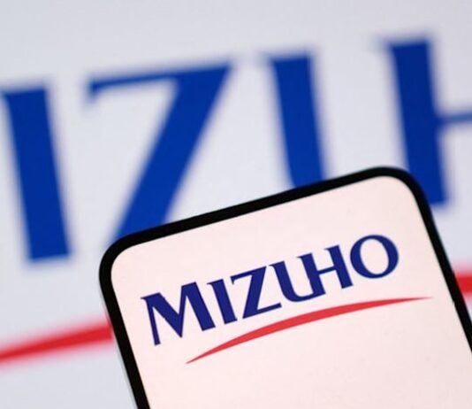 Mizuho books 14% rise in third-quarter profit