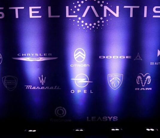 Stellantis seeks to exit battery venture with Samsung as EV losses mount, Bloomberg News reports
