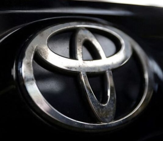 Toyota group firm extends Toyota Industries tender offer to boost buyout’s chances