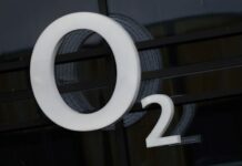 UK’s O2 launches Europe’s first smartphone satellite service