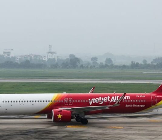 Vietjet in $965 million financing deal for purchase of 6 Boeing 737-8 aircraft