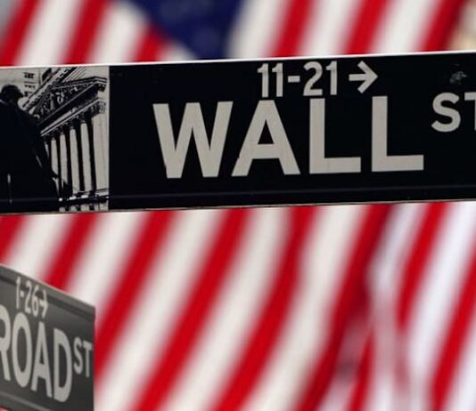 Wall Street stocks rise after court ruling against US tariffs