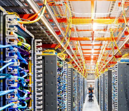 Amazon data center unit acquires George Washington University Virginia campus