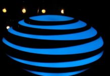 AT&T signs deal worth $2 billion to upgrade emergency cellular network