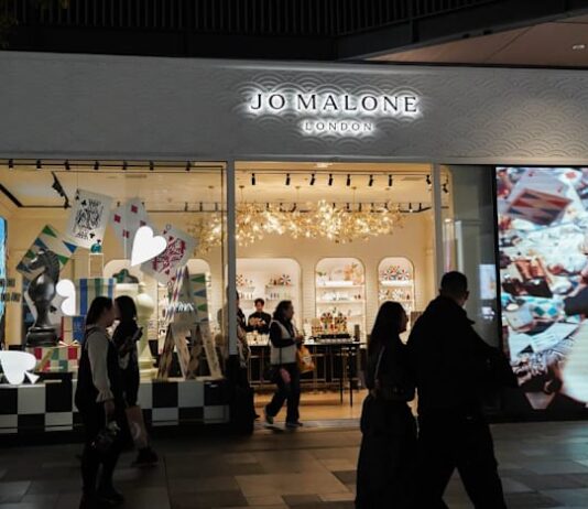 Estee Lauder sues perfumer Jo Malone for breach of contract