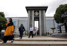 Indonesia holds rates steady, signals Iran war limits room for cuts