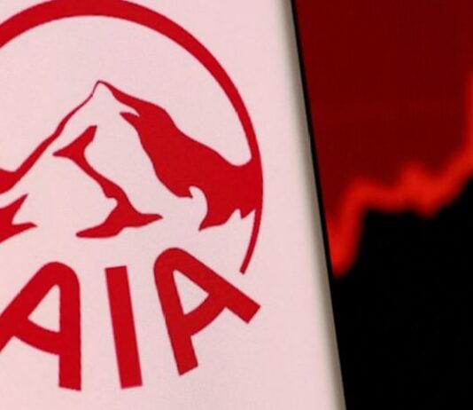 Insurer AIA shares dip on Asian economic worries, funding cost concerns