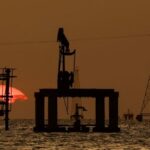 Oil price up nearly 2% in early Asian trade