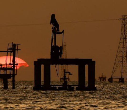 Oil prices rise 3% as Iran crisis disrupts Middle East supply