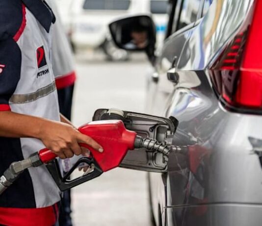 Philippines allows temporary use of dirtier fuel amid Middle East crisis