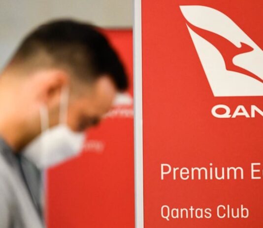 Qantas to pay US$74 million to customers for cancelled COVID-19 flights