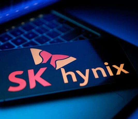 SK Hynix to buy $8 billion in ASML chipmaking tools in largest disclosed order