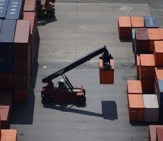 South Korea Feb exports beat forecasts, rise for ninth month