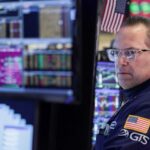 Trading Day: Growth fears snowball