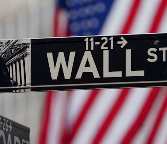 Trading Day: Wall Street roars back on war resolution hopes