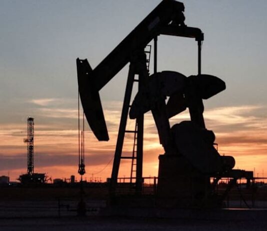 US oil prices rise as investors assess Middle East de-escalation
