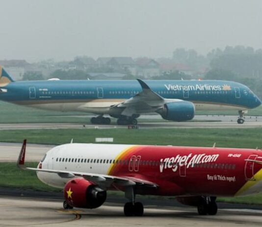Vietnamese airlines to cut flights due to fuel supply constraints