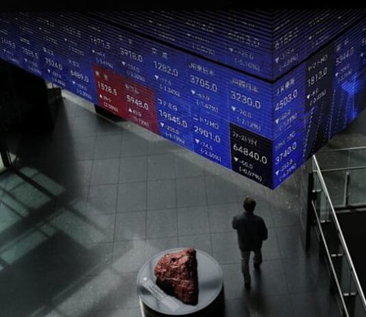 Asian stocks rebound as Iran peace talks in focus