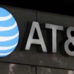 AT&T adds more wireless subscribers than expected as bundling pays off