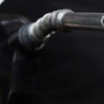 Auto industry group calls for scrapping US gas tax, adopting vehicle fee