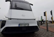 Chinese electric truck maker Windrose makes first US delivery