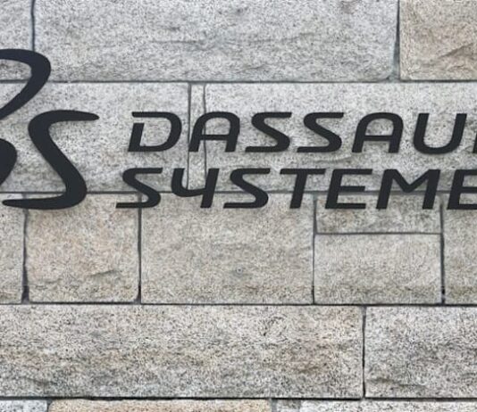 Dassault Systemes reports first-quarter revenue in line with estimates