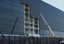 Exclusive-SpaceX will host analyst day on April 21, source says