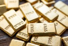 Gold extends gains as Trump pauses Iran attacks for two weeks