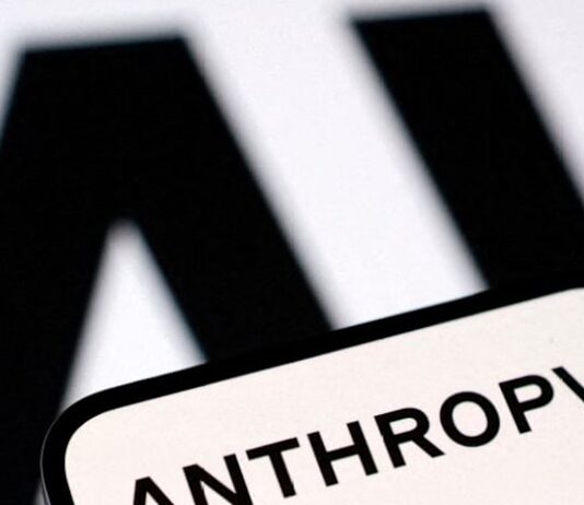 Google plans to invest up to $40 billion in Anthropic, Bloomberg News reports