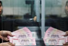Indonesia’s central bank intervenes in FX market after the rupiah hits a record low